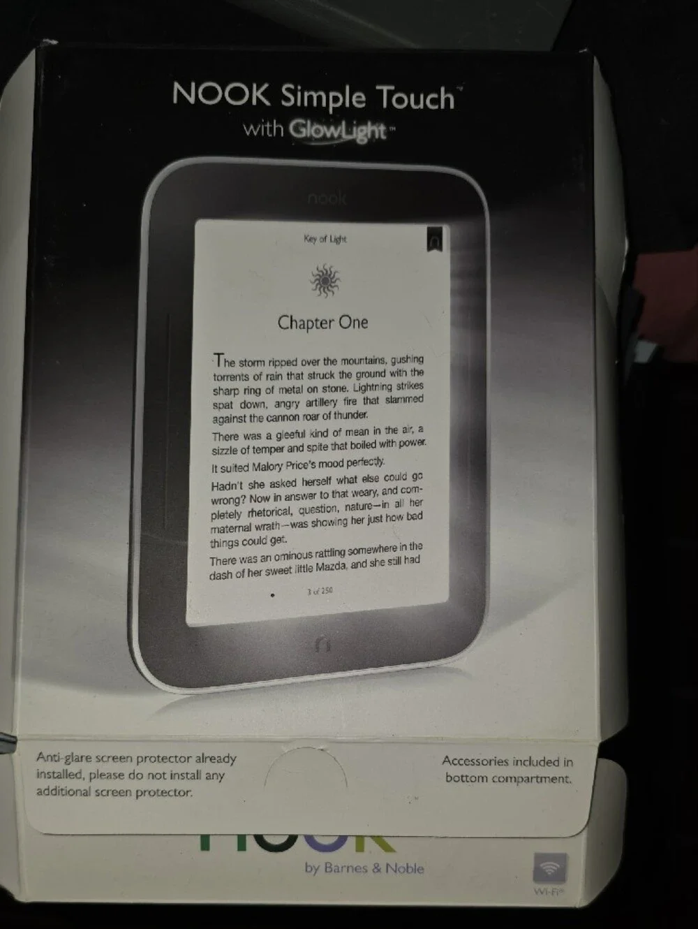 Barnes & Noble NOOK E-Reader With 2 Cases